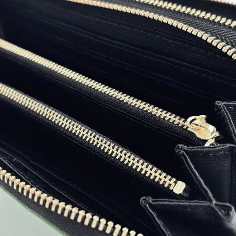 ラウンドファスナー型・家計やりくり財布・4費目管理用・アップルグリーン・ファスナーポケット