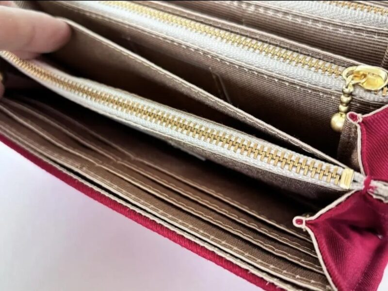 フラップ開閉型•家計やりくり財布•３費目管理用･ダークレッド･お札ポケット