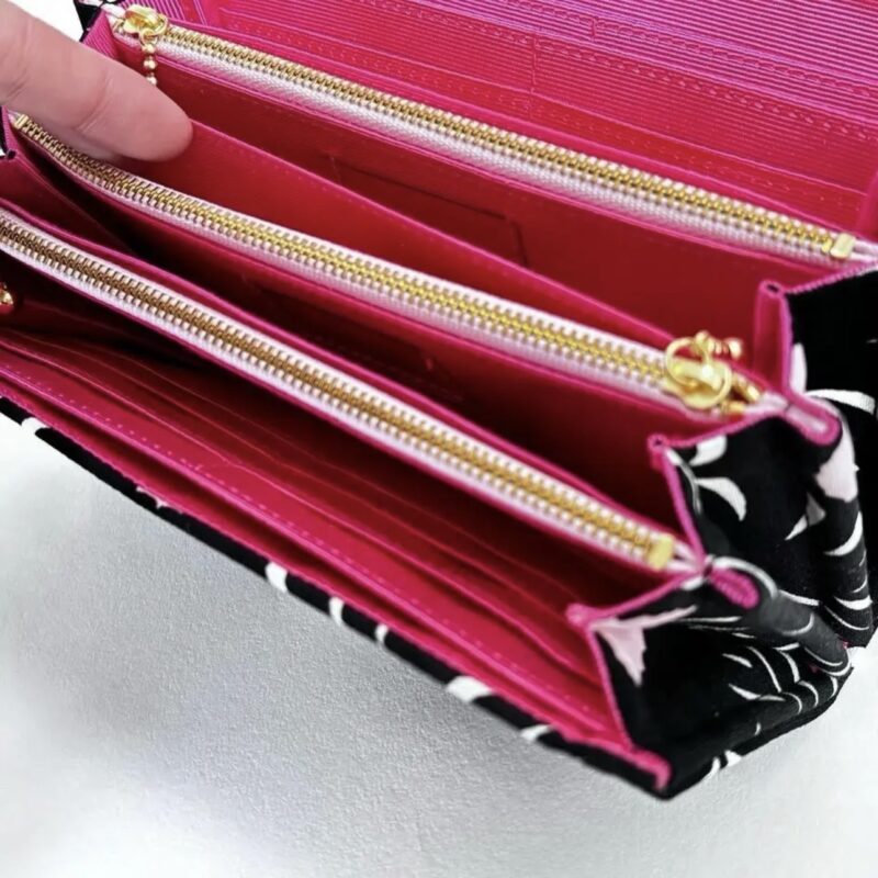 フラップ開閉型•家計やりくり財布•３費目管理用･アスター柄ブラック･お札ポケット