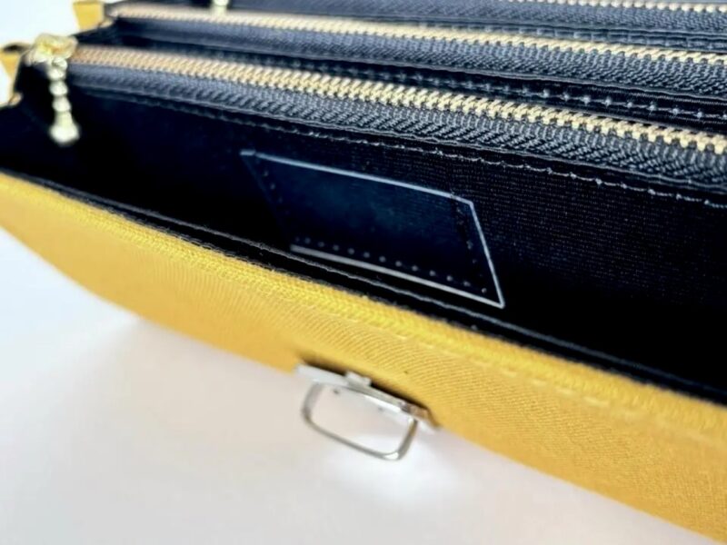 フラップ開閉型•家計やりくり財布•３費目管理用･マスタード･費目ポケット