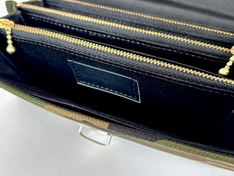 フラップ開閉型•家計やりくり財布•3費目管理用・迷彩柄・費目ポケット