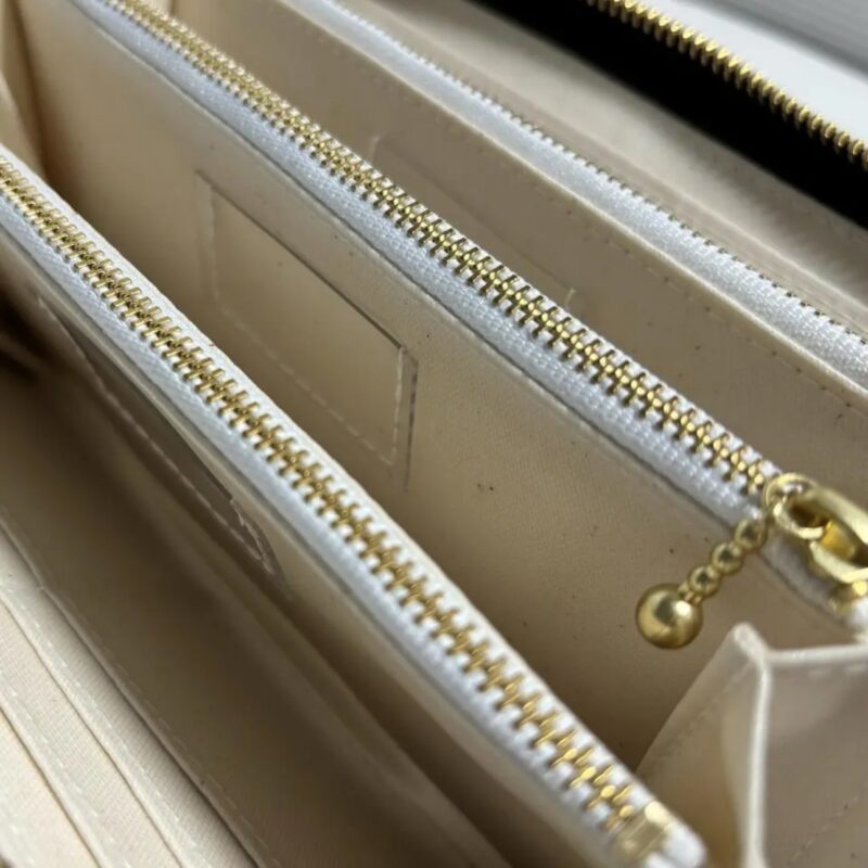 ラウンドファスナー型・家計やりくり財布・3費目管理用・スモークピンク・費目ポケット