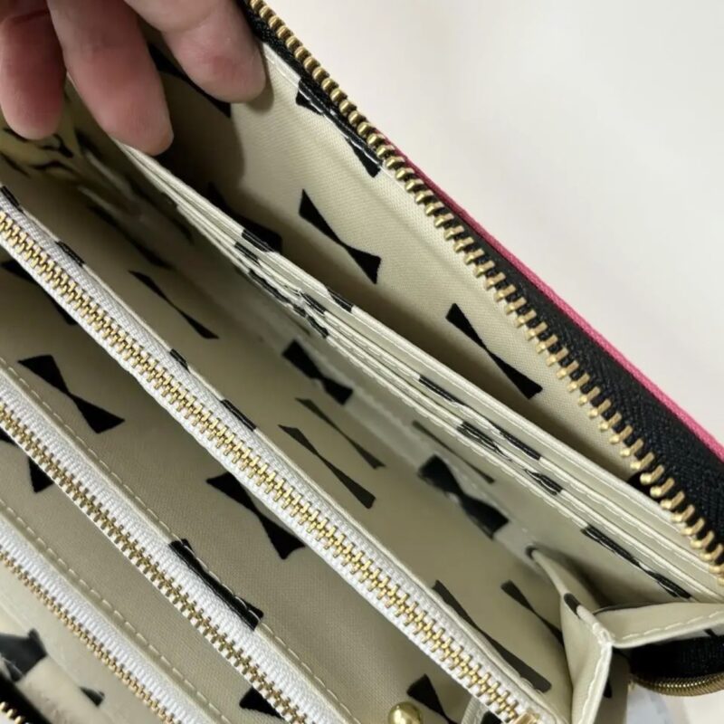 ラウンドファスナー型・家計やりくり財布・3費目管理用・チェリーピンク・フリーポケット