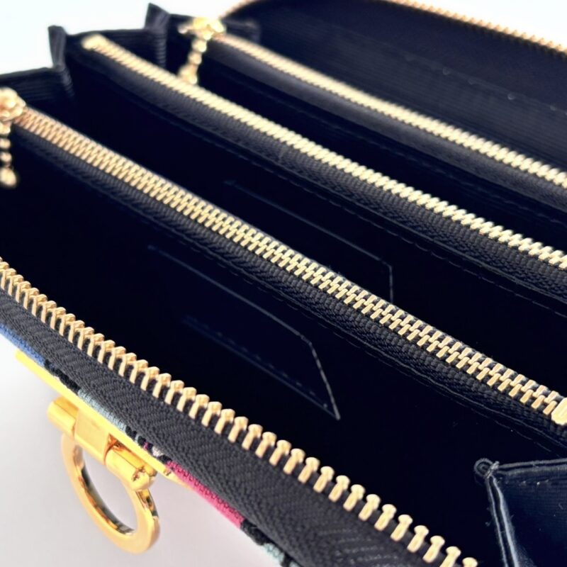 ラウンドファスナー型・家計やりくり財布・3費目管理用・植物柄ブラック・費目ポケット