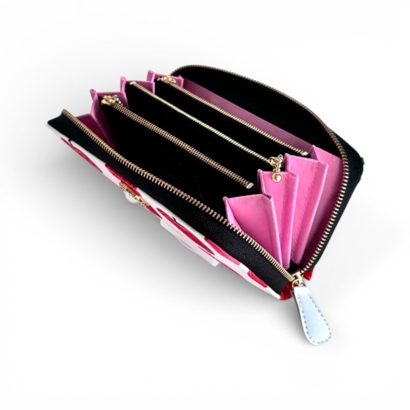 ラウンドファスナー型・家計やりくり財布・3費目管理用・アップル柄・開いた状態