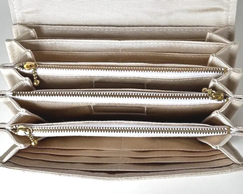 フラップ開閉型・3費目管理・生成り