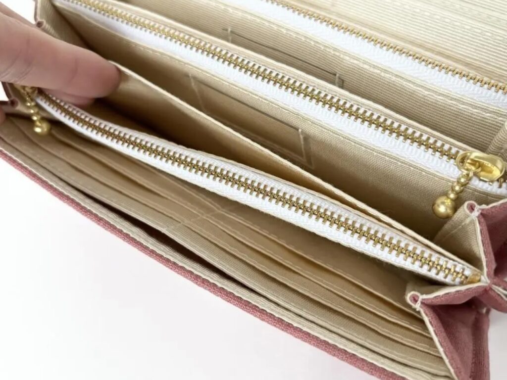 フラップ開閉型・3費目管理・スモークピンク