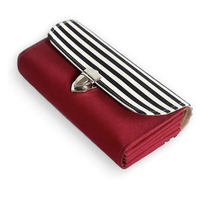 フラップ開閉型・3費目管理・ダークレッド×ボーダー・斜め上から