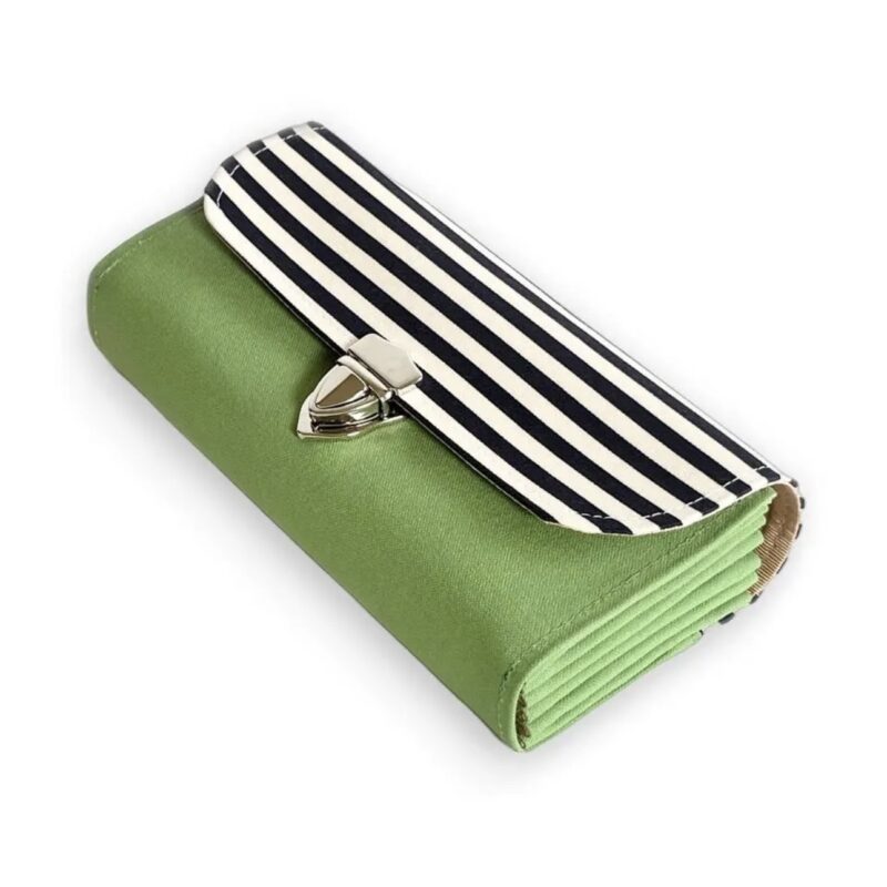 フラップ開閉型・3費目管理・アップルグリーン×ボーダー