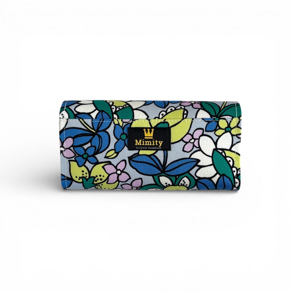 フラップ開閉型・レトロフラワーブルー・3費目管理・背面