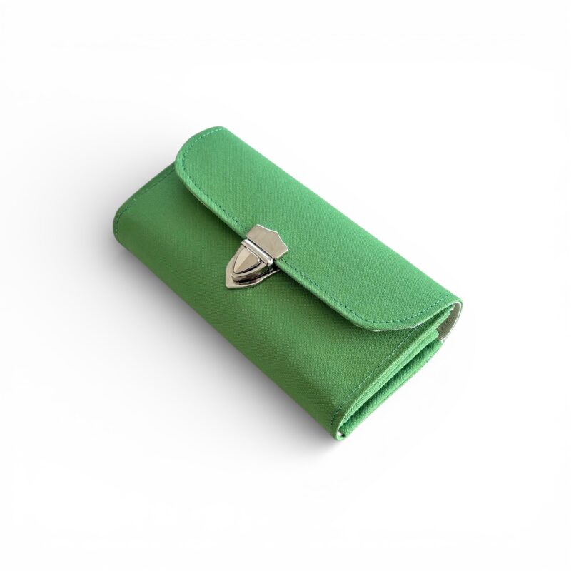 フラップ開閉型・3費目管理・アップルグリーン・斜め上から