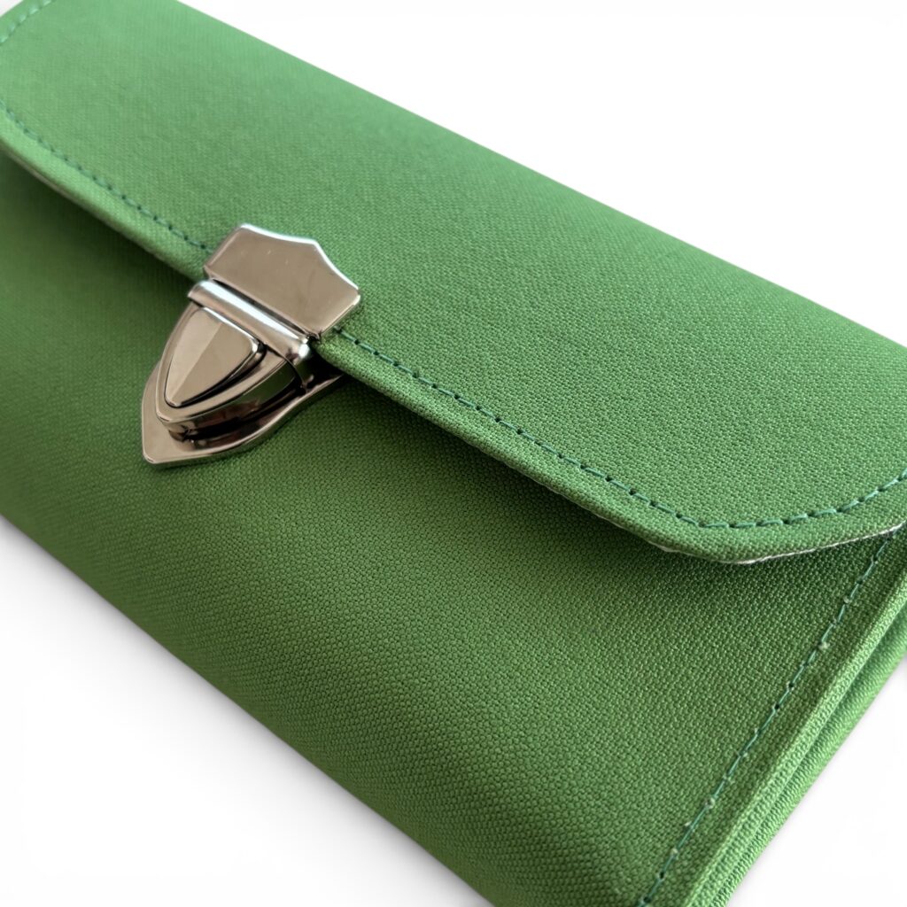 フラップ開閉型・3費目管理・アップルグリーン・生地