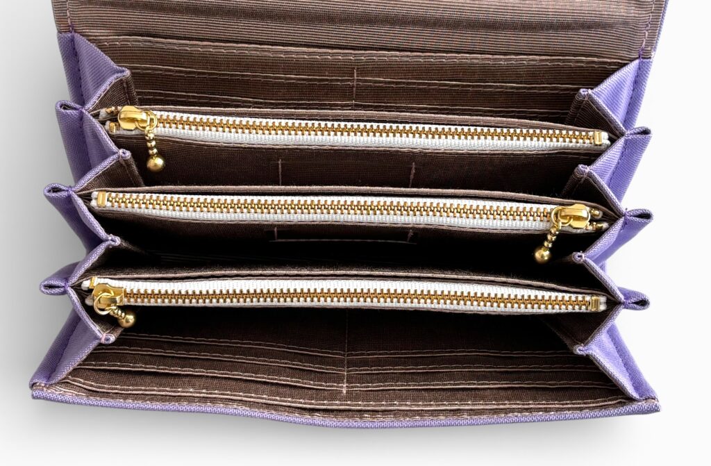 フラップ開閉型・3費目管理・ラベンダー・内部