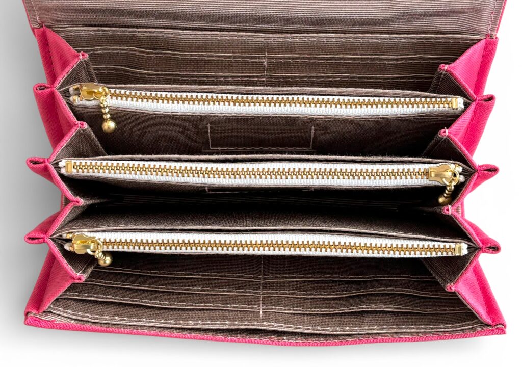 フラップ開閉型・3費目管理・チェリーピンク・内部